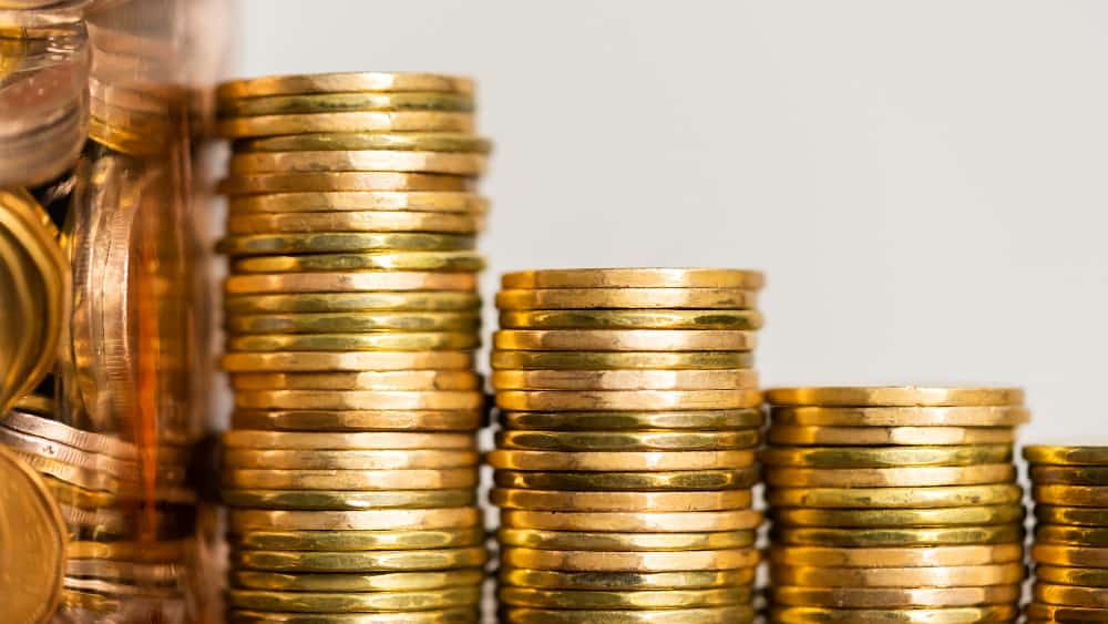 2 Dividend Stocks to Double Up on Right Now