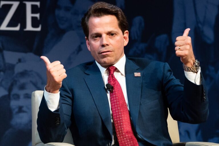 Anthony Scaramucci Defends Michael Saylor: Calls Bitcoin Criticism "Total Nonsense"