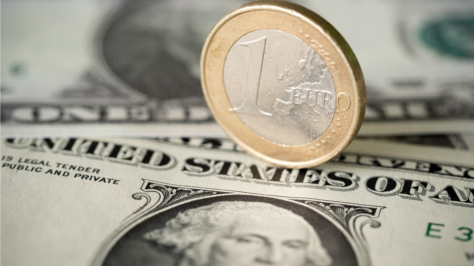 Euro edges higher, US dollar under pressure - MarketPulse
