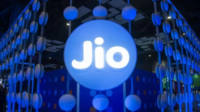 Jio Financial Plans to Acquire Equipment Worth Rs 36,000 Crore from RIL - Equitypandit