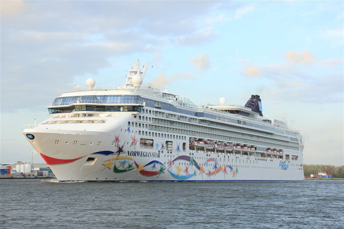 Norwegian Cruise Line Sets Sail on Record Bookings Raised EPS