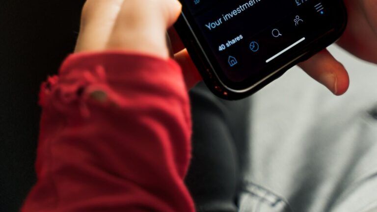 What Should I Consider When Evaluating Forex Brokers With Low Spreads? - Forex FAQ Central: