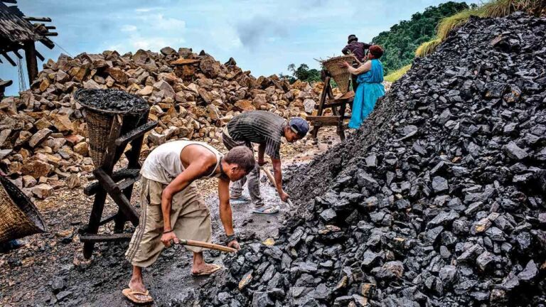 Coal India Awards 23 Inactive Mines to Private Companies  - Equitypandit