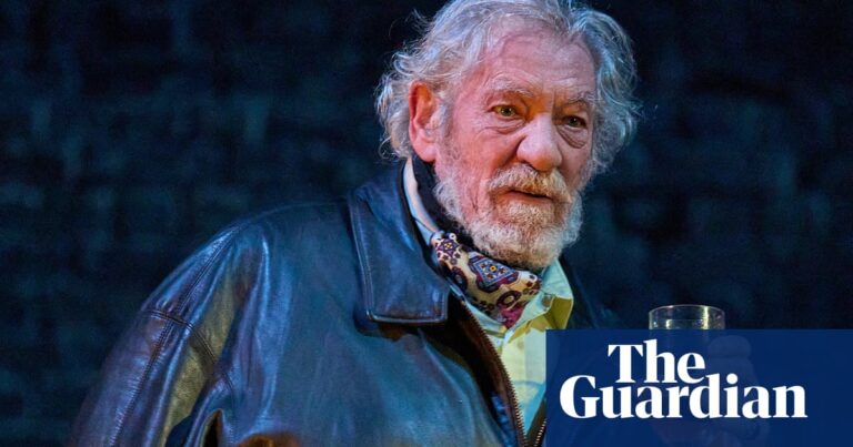 Ian McKellen expected to make ‘speedy recovery’ after falling off stage