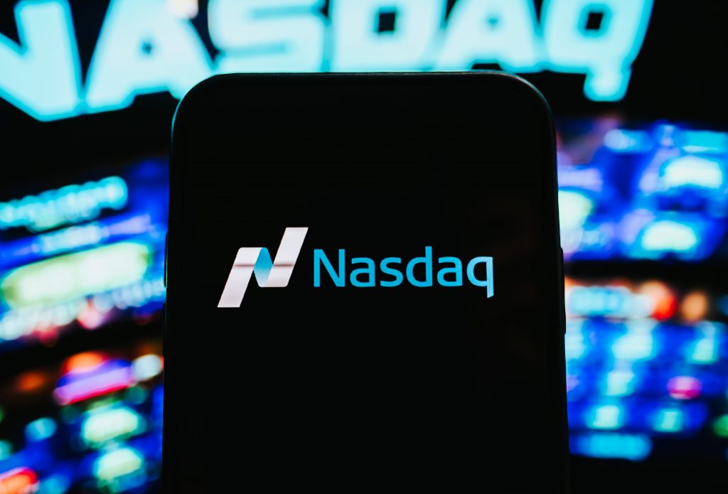 Nasdaq 100: Minor melt-up sequence may have hit a roadblock - MarketPulse