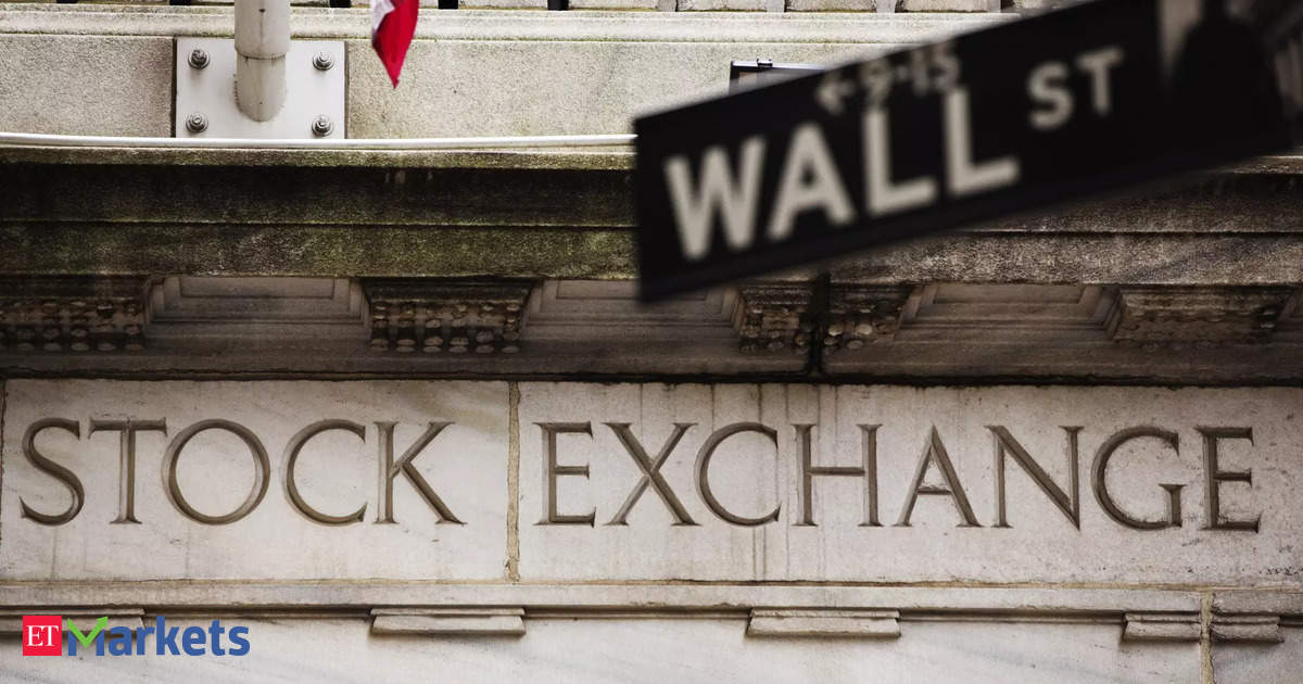 US stocks steady at open after retail sales data