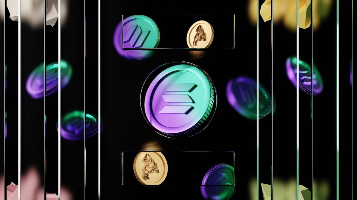 Solana and Cardano: Solana dropped to Friday's support