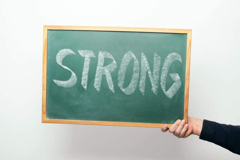 Achieve Mental Strength: Essential Habits for Resilient Success - Edge-Forex :