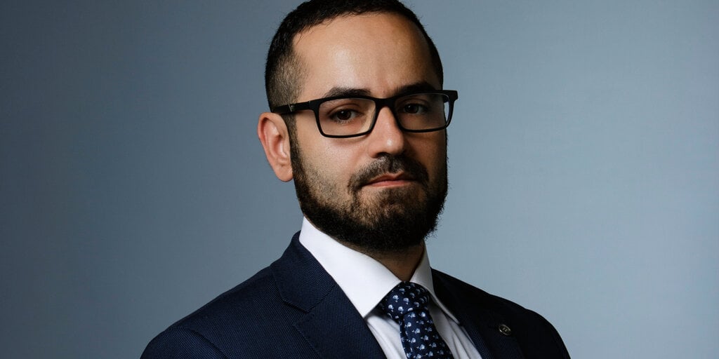 Detained Binance Exec's Health Is ‘Shockingly Bad’ in Nigerian Prison, Wife Says - Decrypt