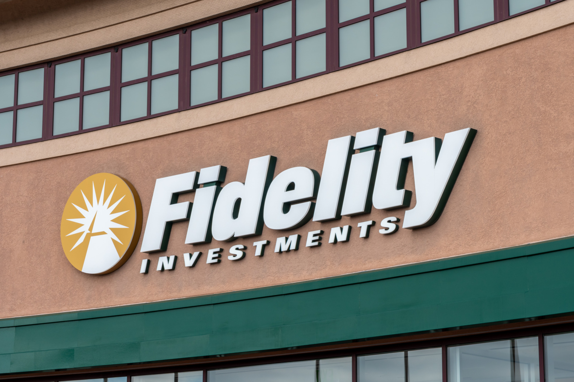 Fidelity Eyes Stablecoins, Tokenised Treasuries in Crypto Push
