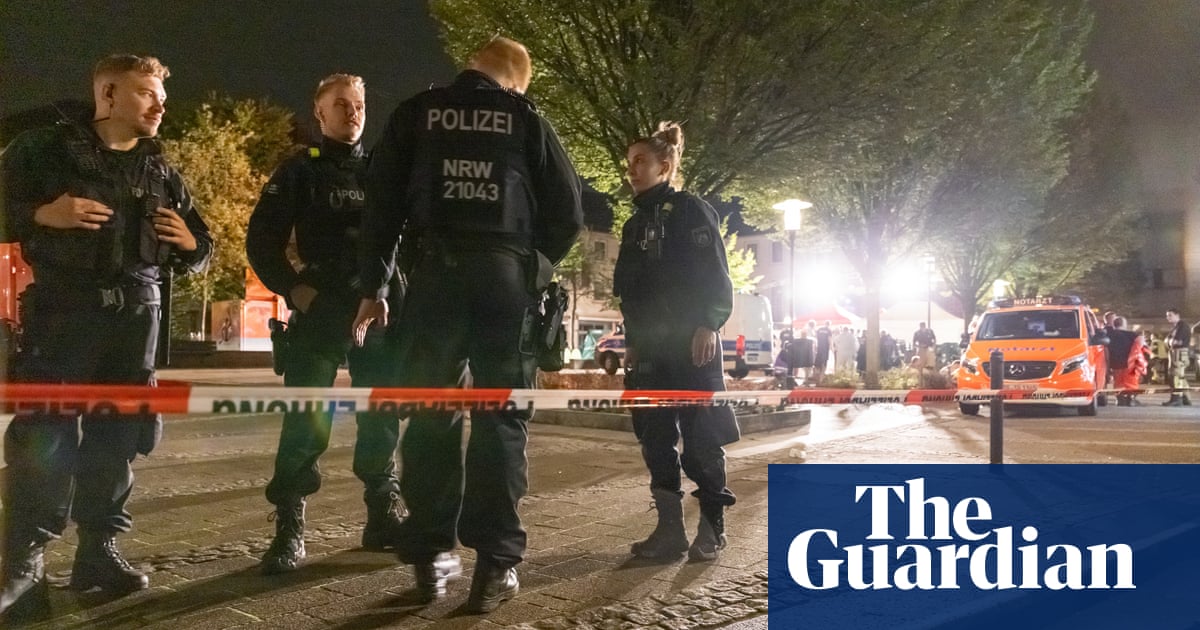 Germany mass stabbing: police hunt suspect after three killed at festival in Solingen