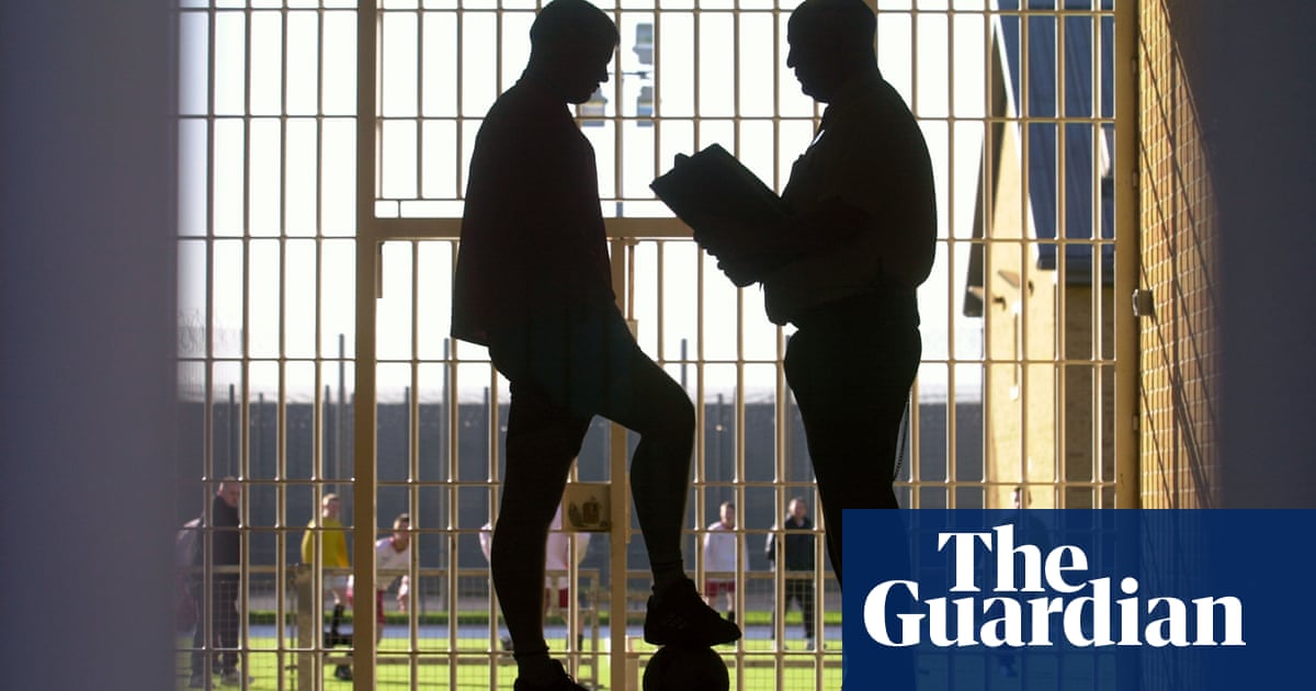 Justice review calls for end to child imprisonment in England