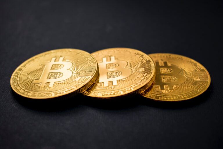 Spot Bitcoin ETFs Saw Over $19 Billion of Inflows Year-to-Date, Data Shows - BitRss - Crypto World News