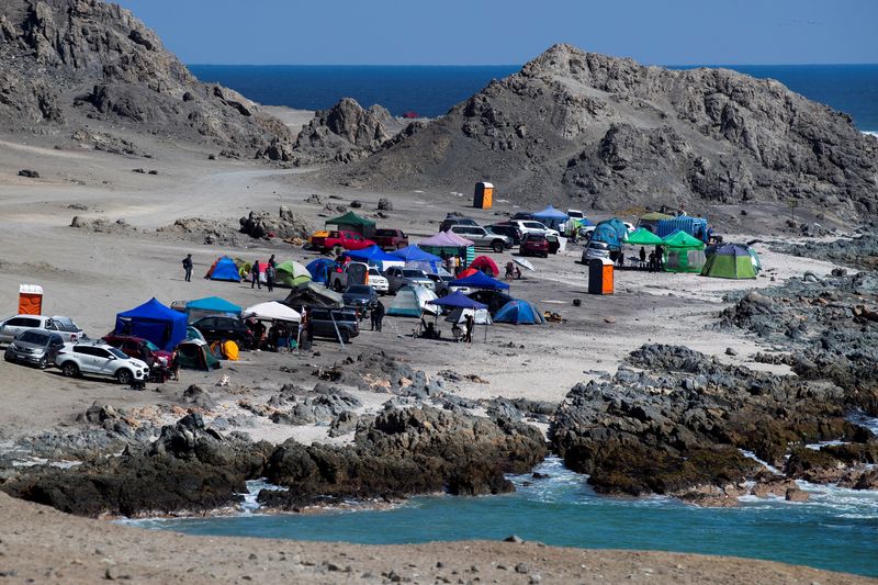 © Reuters. Workers from BHP's Escondida copper mine, camp close to 'Coloso' port owned by the copper company, strike in Antofagasta, Chile August 15, 2024. REUTERS/Cristian Rudolffi/File Photo © Reuters. Workers from BHP's Escondida copper mine, camp close to 'Coloso' port owned by the copper company, strike in Antofagasta, Chile August 15, 2024. REUTERS/Cristian Rudolffi/File Photo