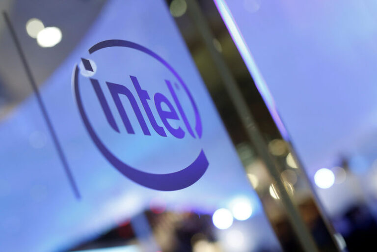Intel and US to finalise $8.5 billion in chips funding by year-end, FT reports By Reuters