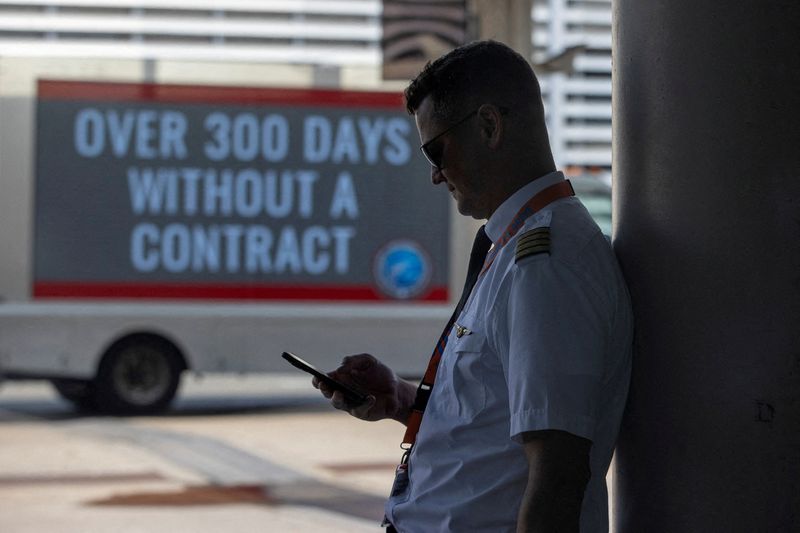 © Reuters. Toronto Pearson International Airport, Mississauga, August 27, 2024. REUTERS/Carlos Osorio