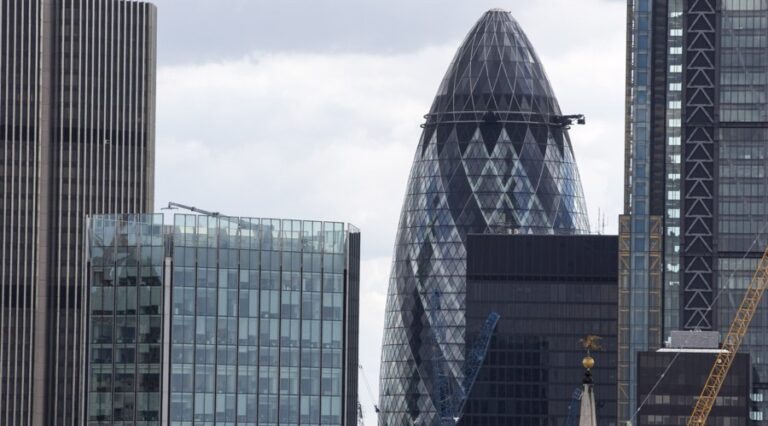 City Skylines As London Finance Jobs Surge