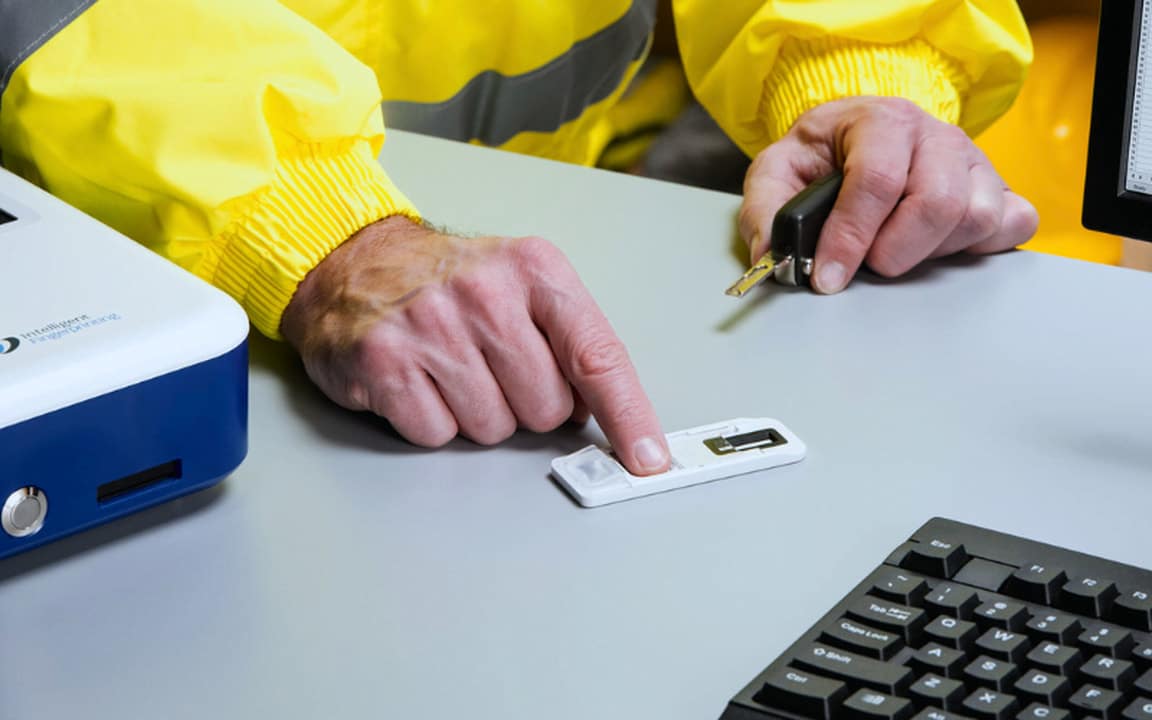 Intelligent Bio Solutions stock just skyrocketed! What’s driving this 148% revenue growth? 🚀