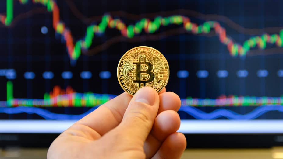 Bitcoin ETFs saw outflows for a third day as hopes of an Uptober bull run fade.