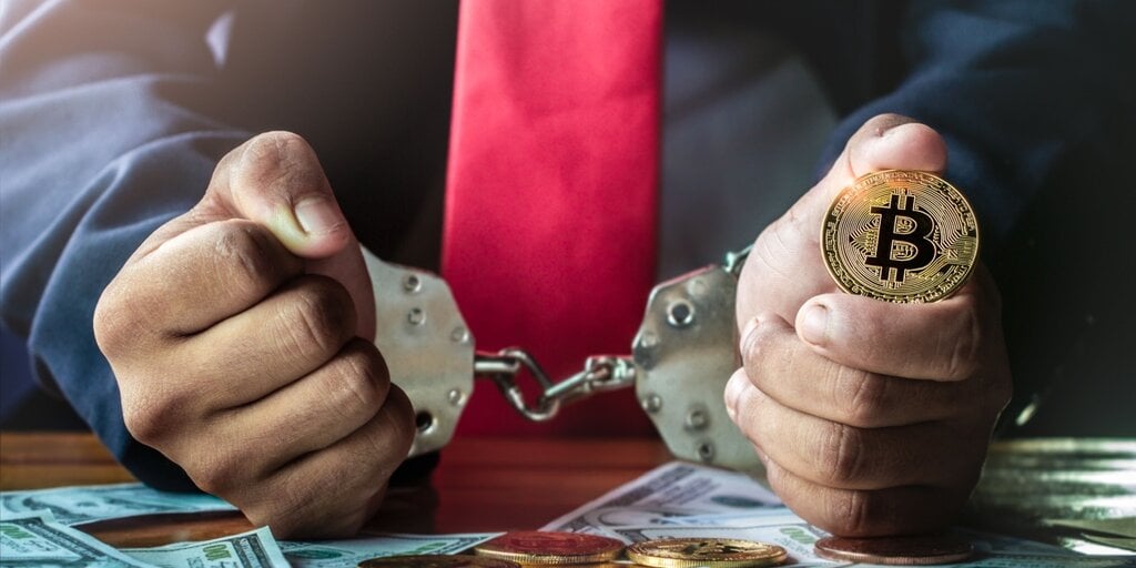 86-Year-Old Former Lawyer to Pay $14 Million for Running Bitcoin Ponzi Scheme - Decrypt