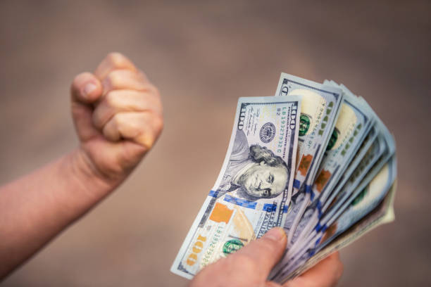 Dominant Dollar Breaks Key Resistance Alongside 10-Year Yield - Action Forex