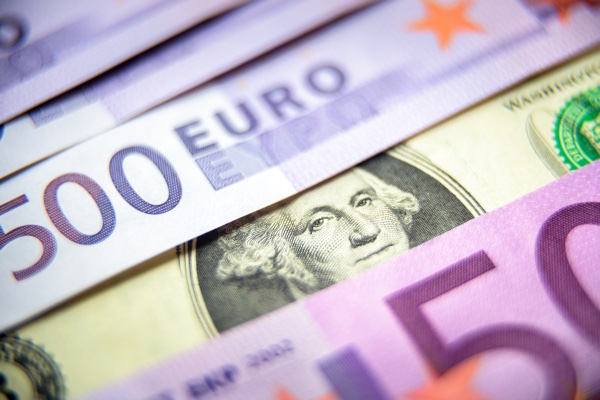 Euro lower as US inflation dips slightly - MarketPulse