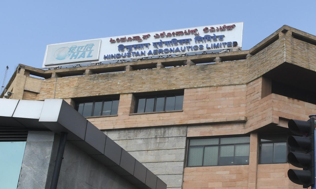 Hindustan Aeronautics Shares Gain 2% on Achieving 'Maharatna' Status  - Equitypandit