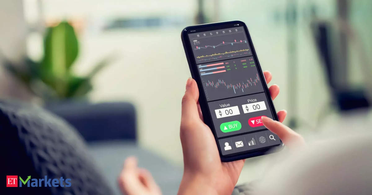 Hot Stocks: 3 stocks that may give returns between 20-43%