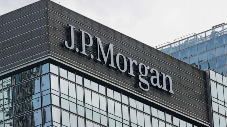 JPMorgan (JPM) Shares Rise Over 4% Following Earnings Report