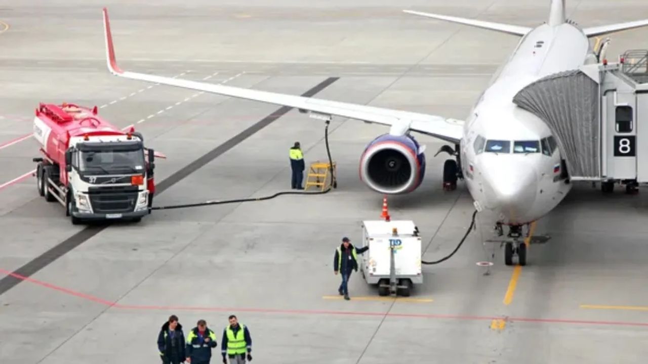 Jet Fuel Prices Dropped for the Second Consecutive Month in October - Equitypandit