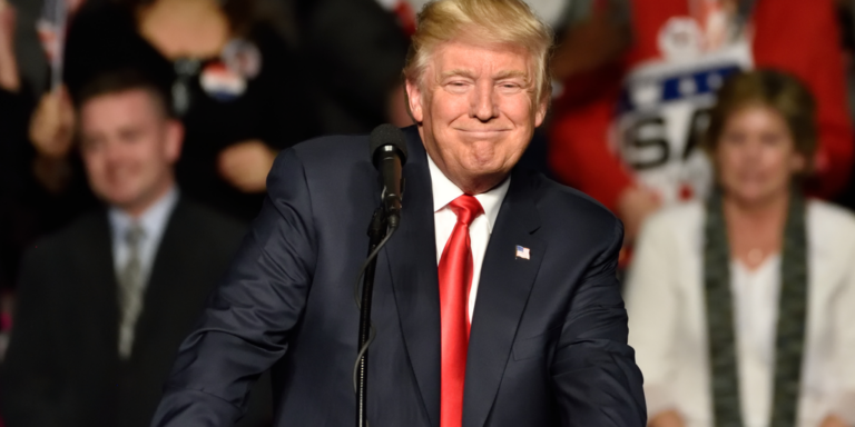 SEC Limits, Technical Hitches Combine for Lackluster Trump Token Sale - Decrypt