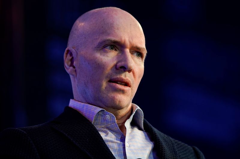 © Reuters. FILE PHOTO: Ben Horowitz, co-founder and General Partner, Andreessen Horowitz speaks at the WSJTECH live conference in Laguna Beach, California, U.S. October 22, 2019.    REUTERS/ Mike Blake/File Photo