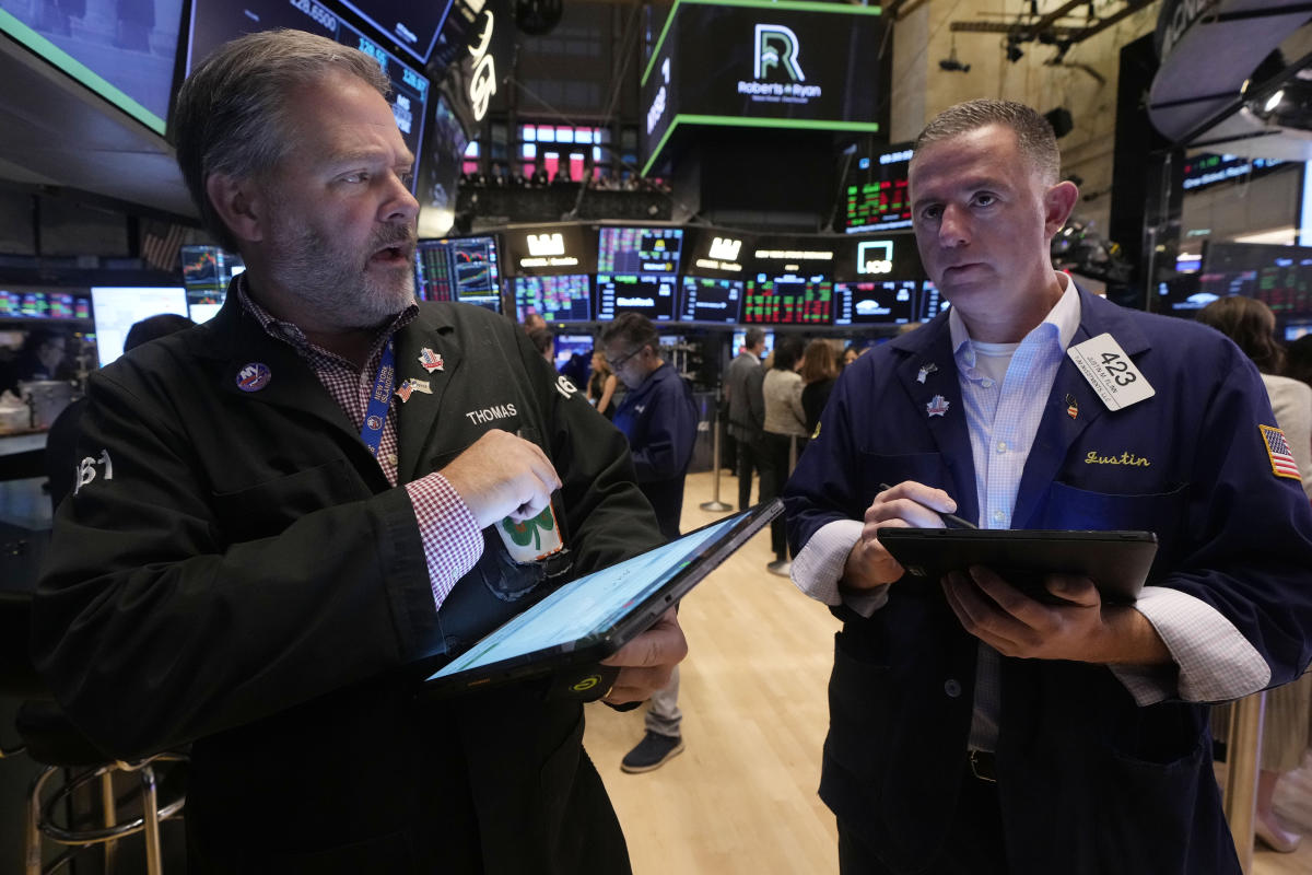 Stock market today: Dow, S&P 500, Nasdaq slip with Powell speech, Trump-led sweep in focus - shareandstocks.com