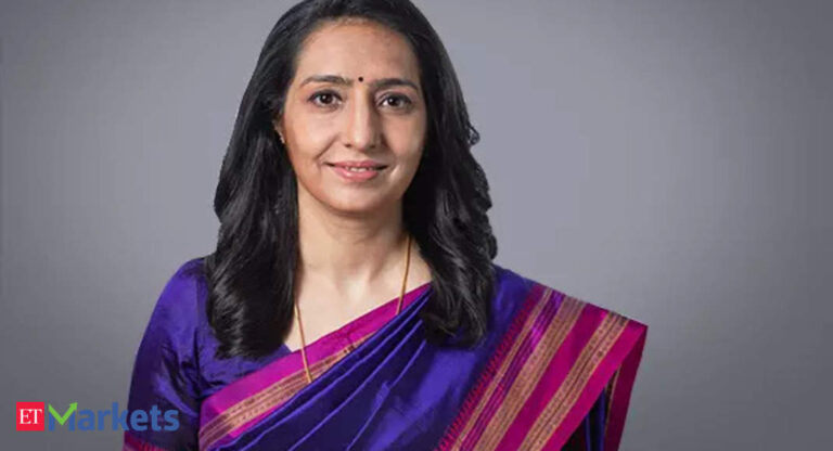 Crorepati Dreams? Recognize these 8 behavioural biases to build lasting wealth - Dr. Poonam Tandon on psychological biases