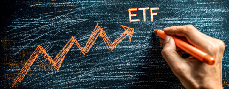 Crypto's Wild Ride Awaits as Altcoin Funds Line Up at SEC's Door, Says Bloomberg’s Balchunas