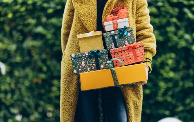 How to Make Extra Cash In Time for Christmas (And Start Preparing for 2025!)