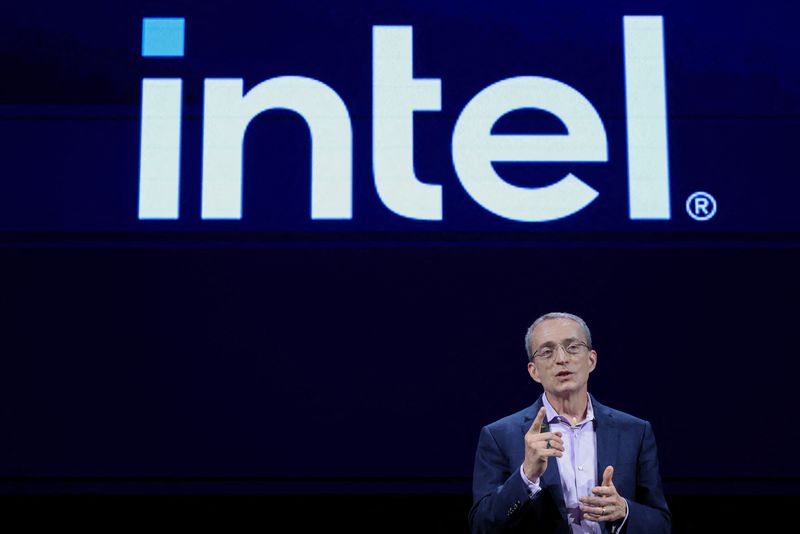 © Reuters. Intel CEO Pat Gelsinger delivers a speech at the COMPUTEX forum in Taipei, Taiwan June 4, 2024. REUTERS/Ann Wang/File Photo