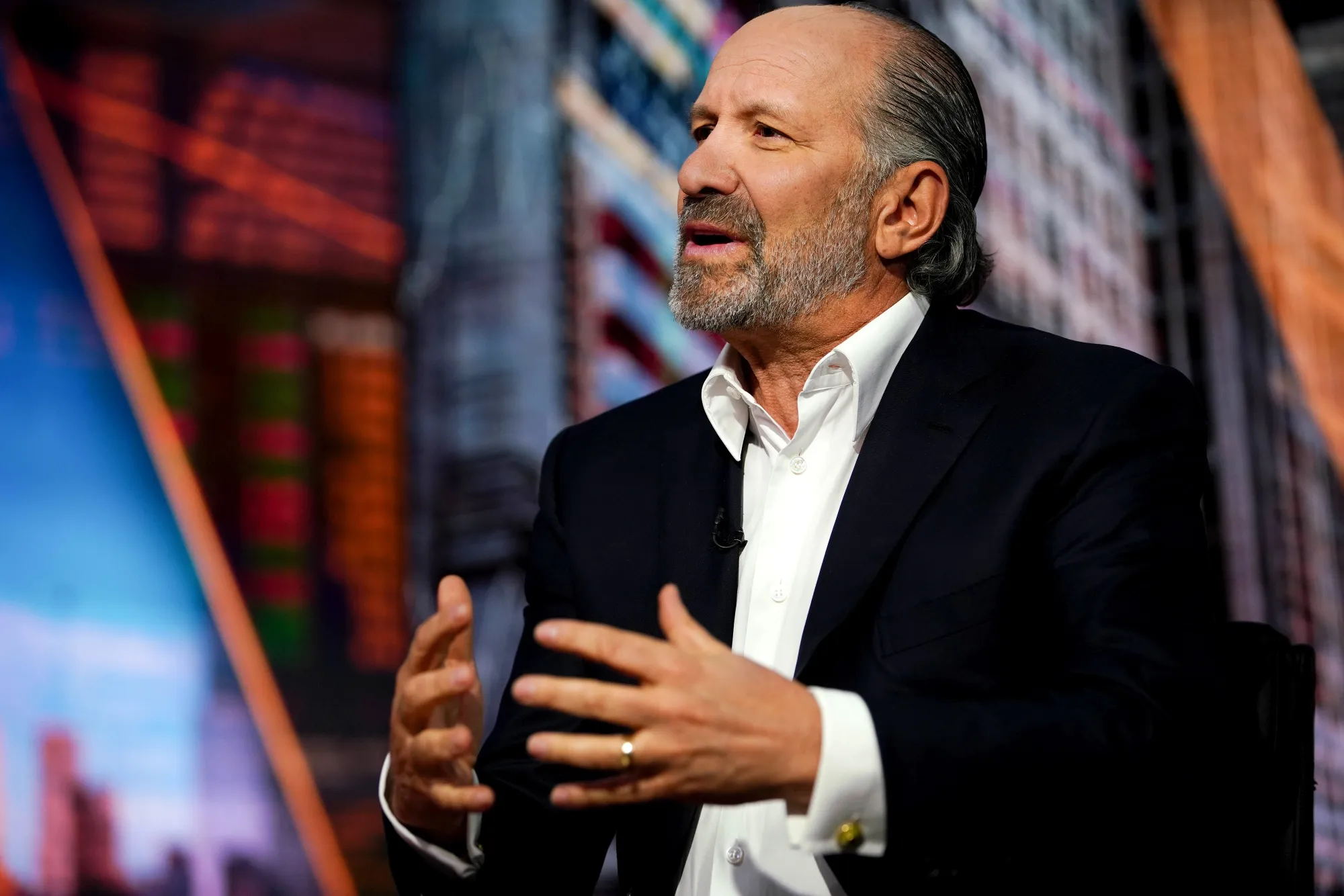 Lutnick's Firm in Talks with Tether for $2 Billion Bitcoin Lending Deal - Equitypandit