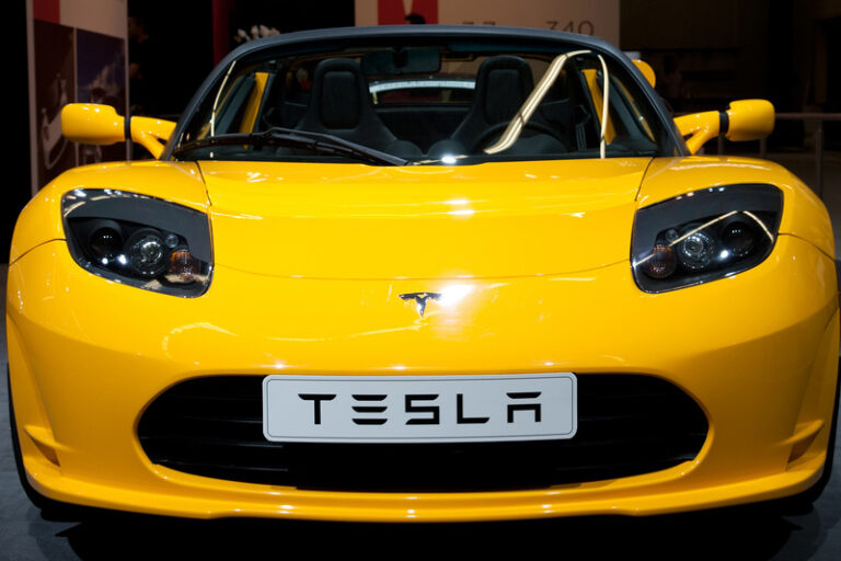 Tesla's China-made EV sales drop 4.3% y/y in Nov By Reuters