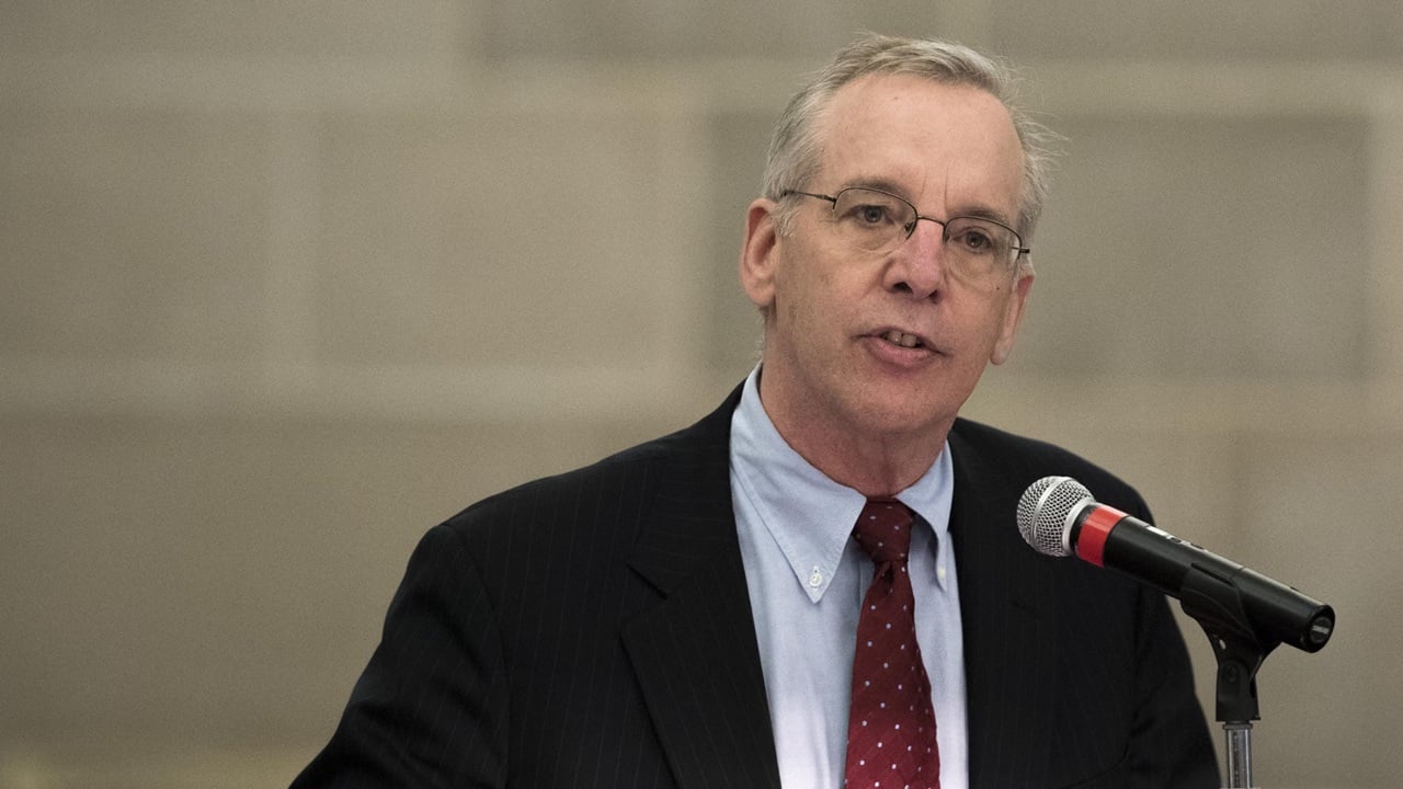 Former Federal Reserve President Says 'Nothing Good' Comes From Making BTC a Reserve Currency – Featured Bitcoin News