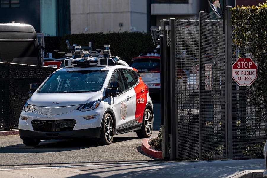 General Motors Pulls The Plug On Multibillion-Dollar Cruise Robotaxi Plans - shareandstocks.com