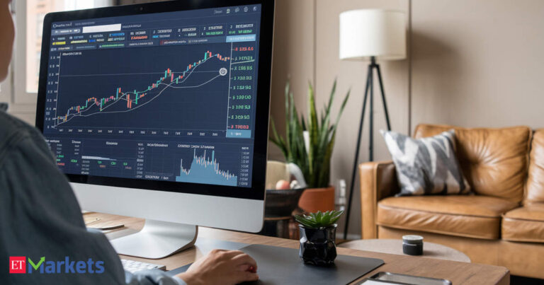 FIIs aid December recovery as they turn buyers, buy equities worth Rs 14,435 crore