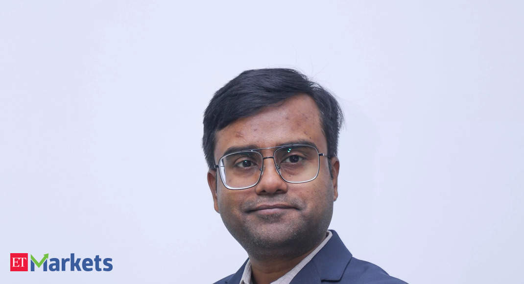 Market Trading Guide: Bharti Hexacom, Bharti Airtel among stock recommendations for Monday - Stock Ideas