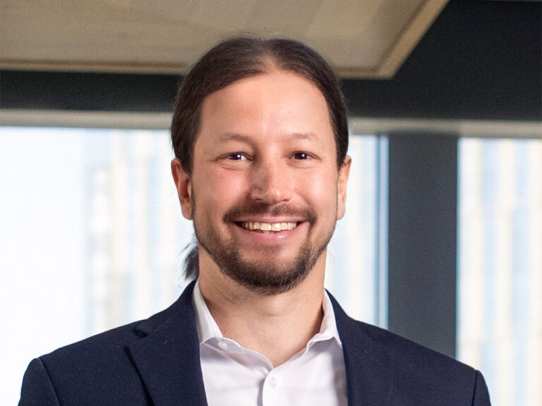 With Andrew Ralich CEO of oneZero - e-Forex