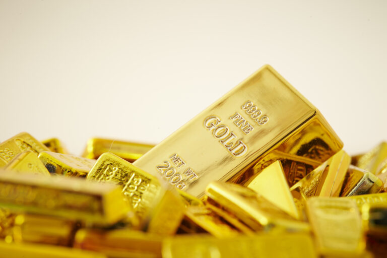 Gold Growth Halted But With Upside Risks - Action Forex