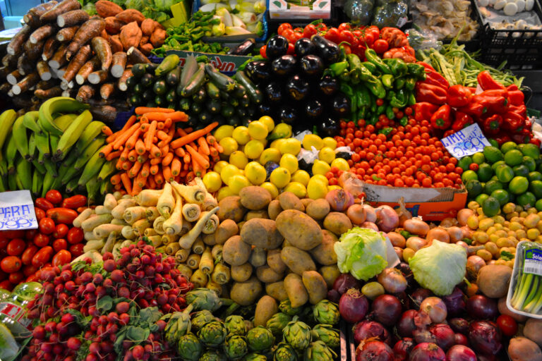 India's Retail Inflation Drops to 5.22% in December, Food Inflation at 8.39% - Equitypandit