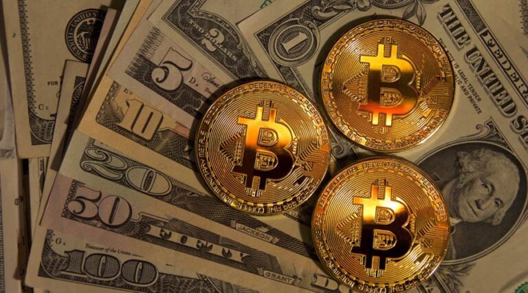 Bitcoin and US dollar