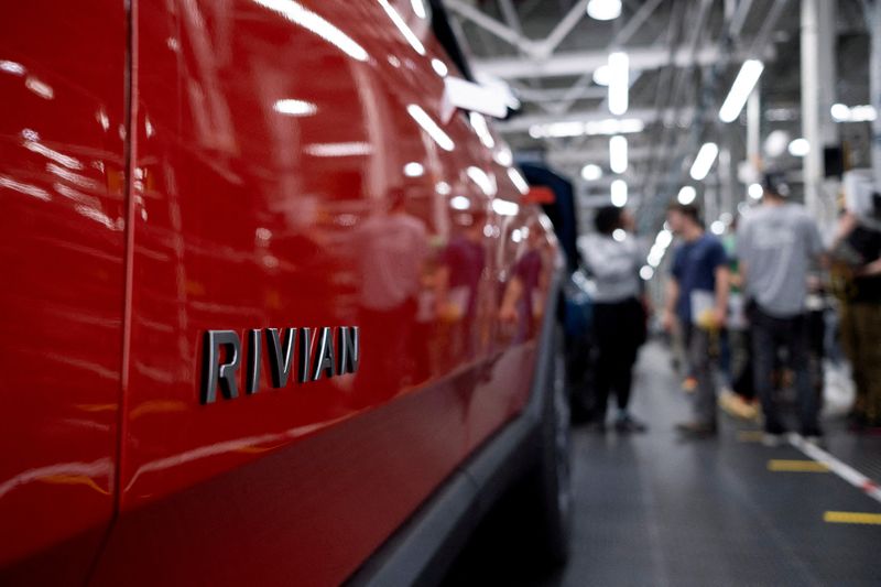 © Reuters. FILE PHOTO: A view shows a second-generation R1S at electric auto maker Rivian's manufacturing facility in Normal, Illinois, U.S. June 21, 2024.  REUTERS/Joel Angel Juarez/File Photo