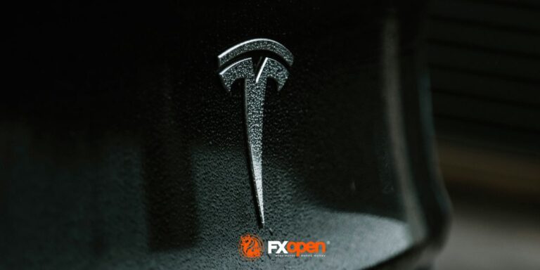 Tesla (TSLA) Stock Price Rises Above $400
