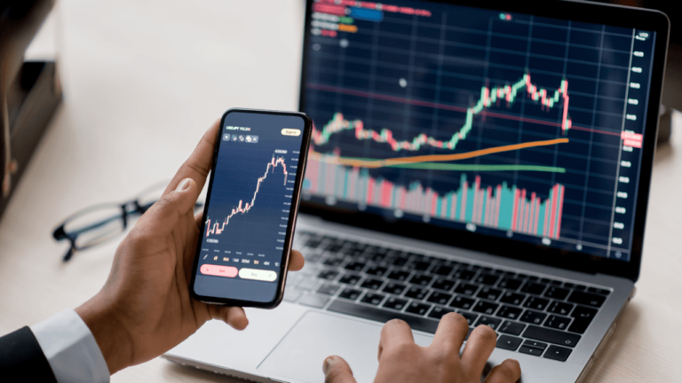 Bitcoin Price Clings to $84K Ahead of High-Stakes Weekend – Markets and Prices Bitcoin News